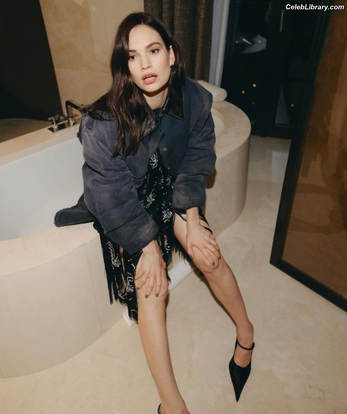 Lily James photo 1 of 1233
