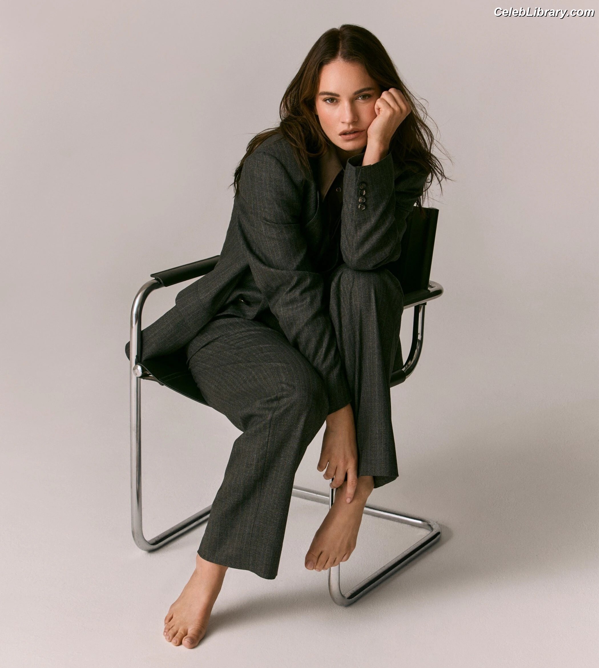 Lily James photo 17 of 1233