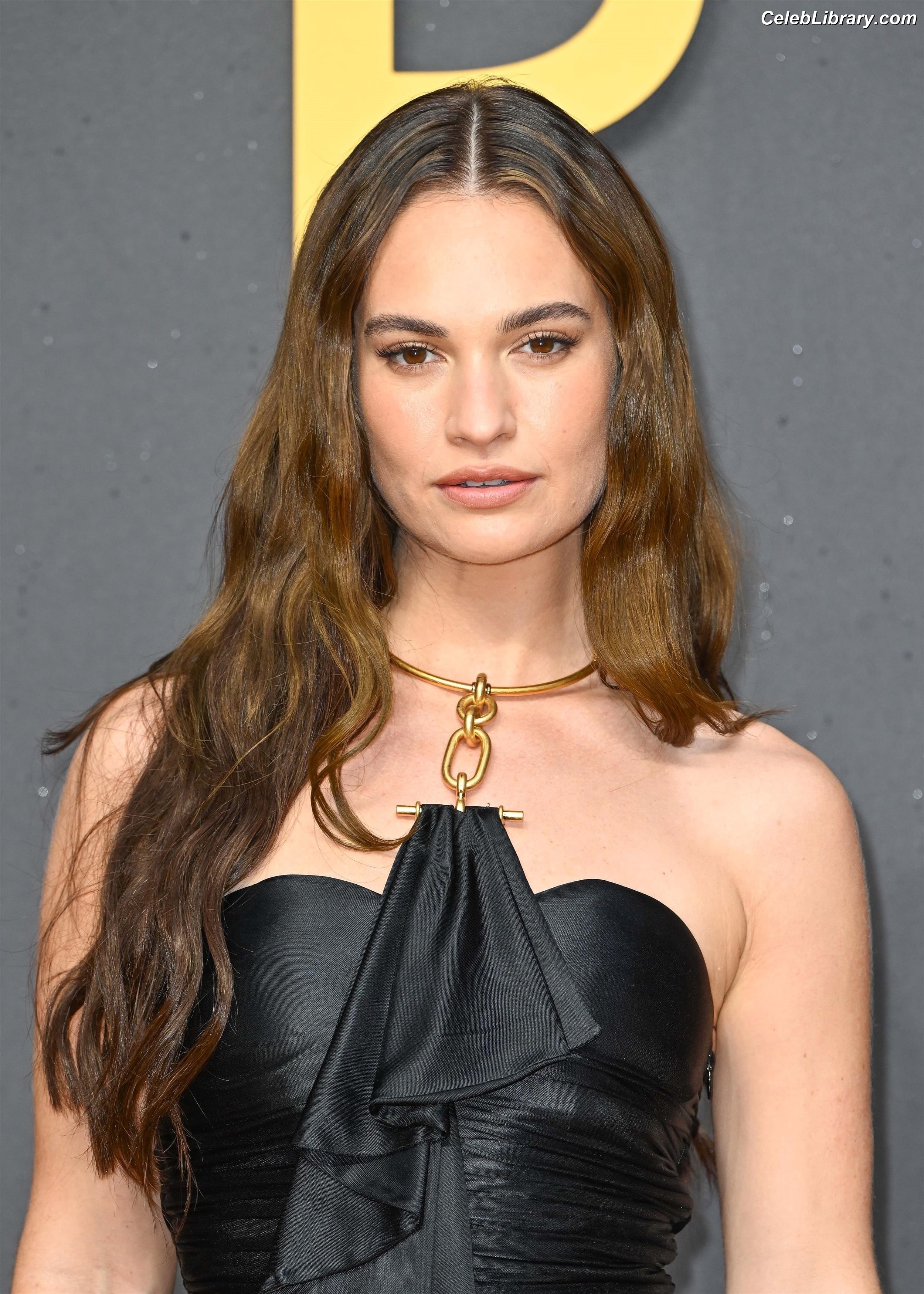Lily James photo 23 of 1233