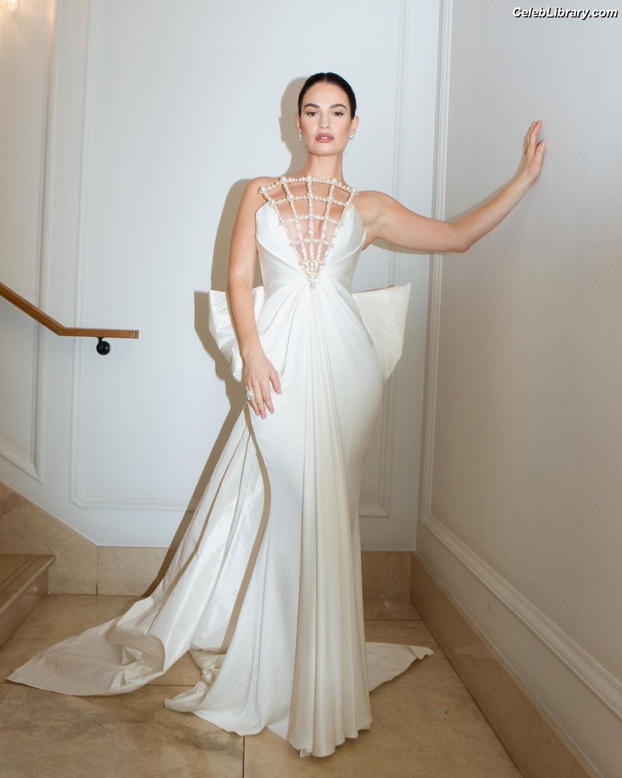 Lily James photo 24 of 1233