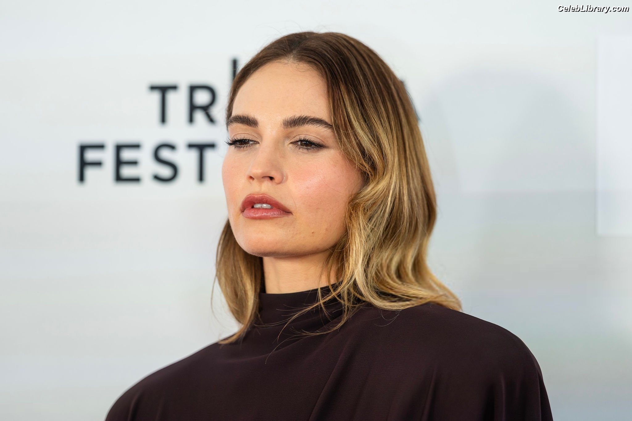 Lily James photo 8 of 1233