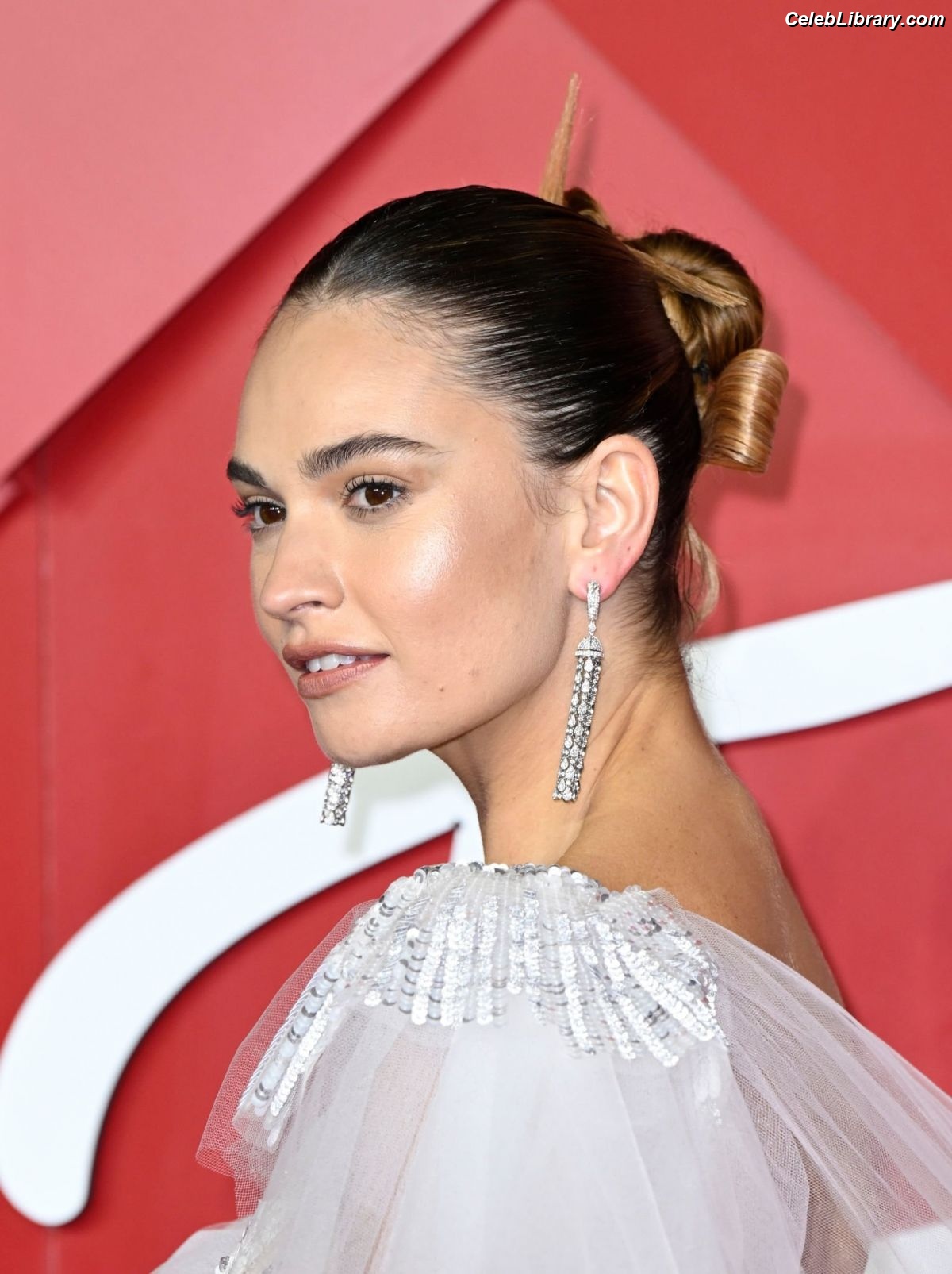 Lily James photo 8 of 1233