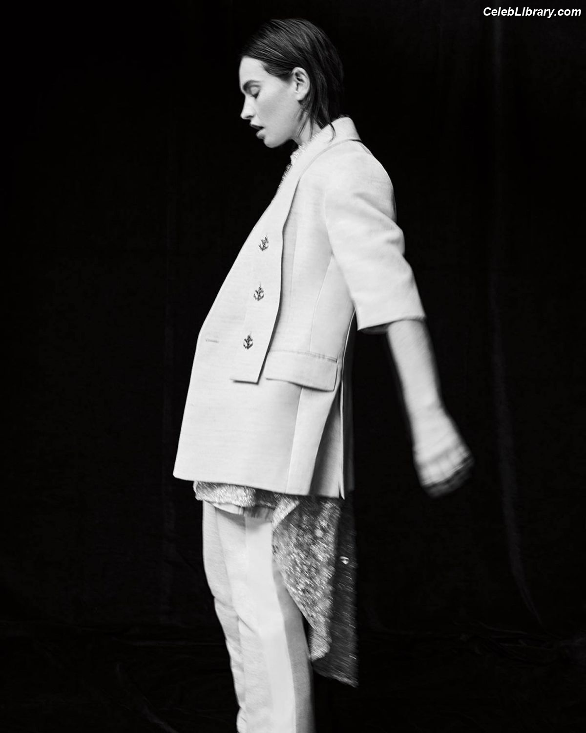 Lily James photo 12 of 1233