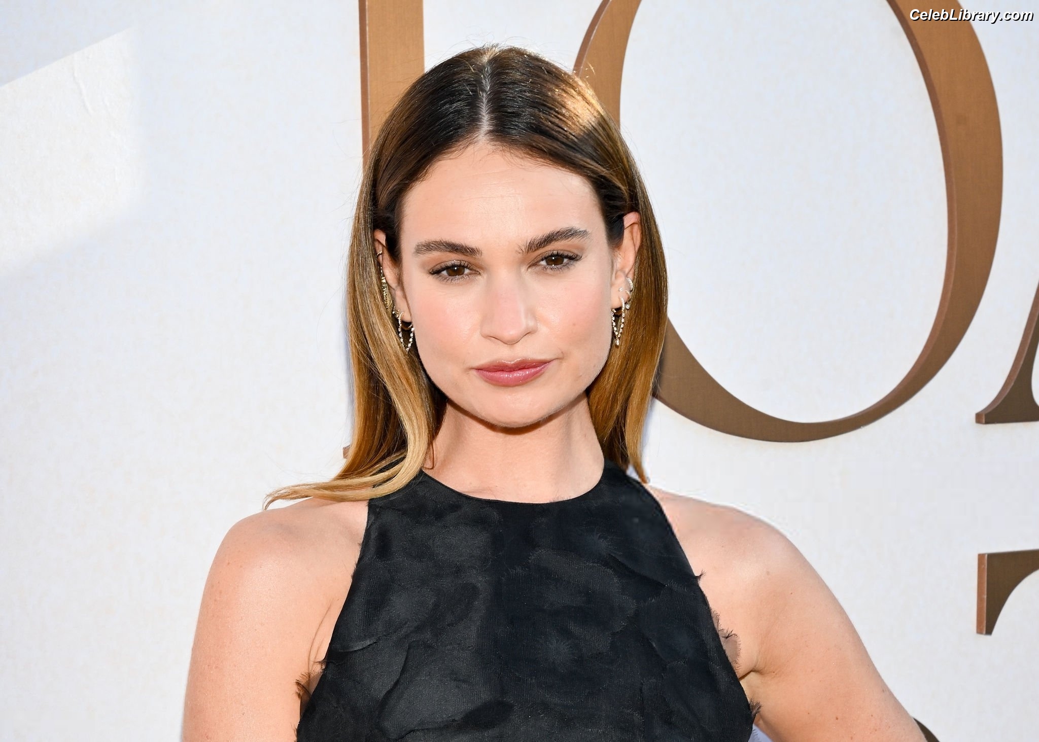 Lily James photo 9 of 1233