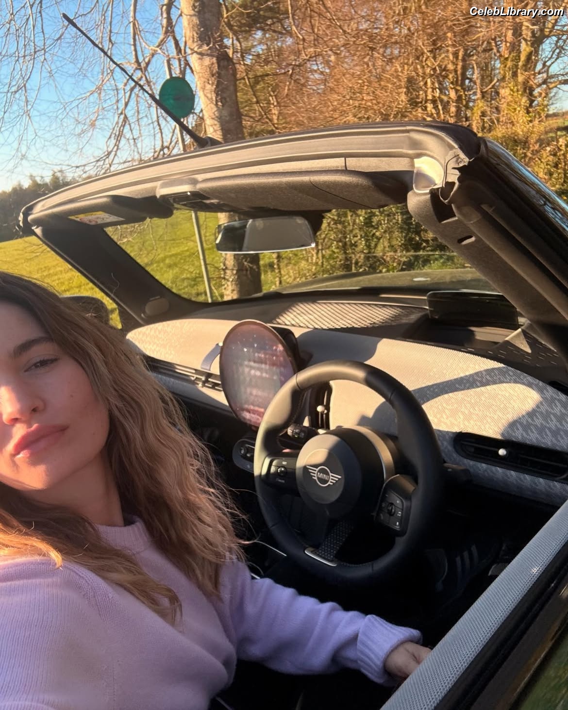 Lily James photo 6 of 1233