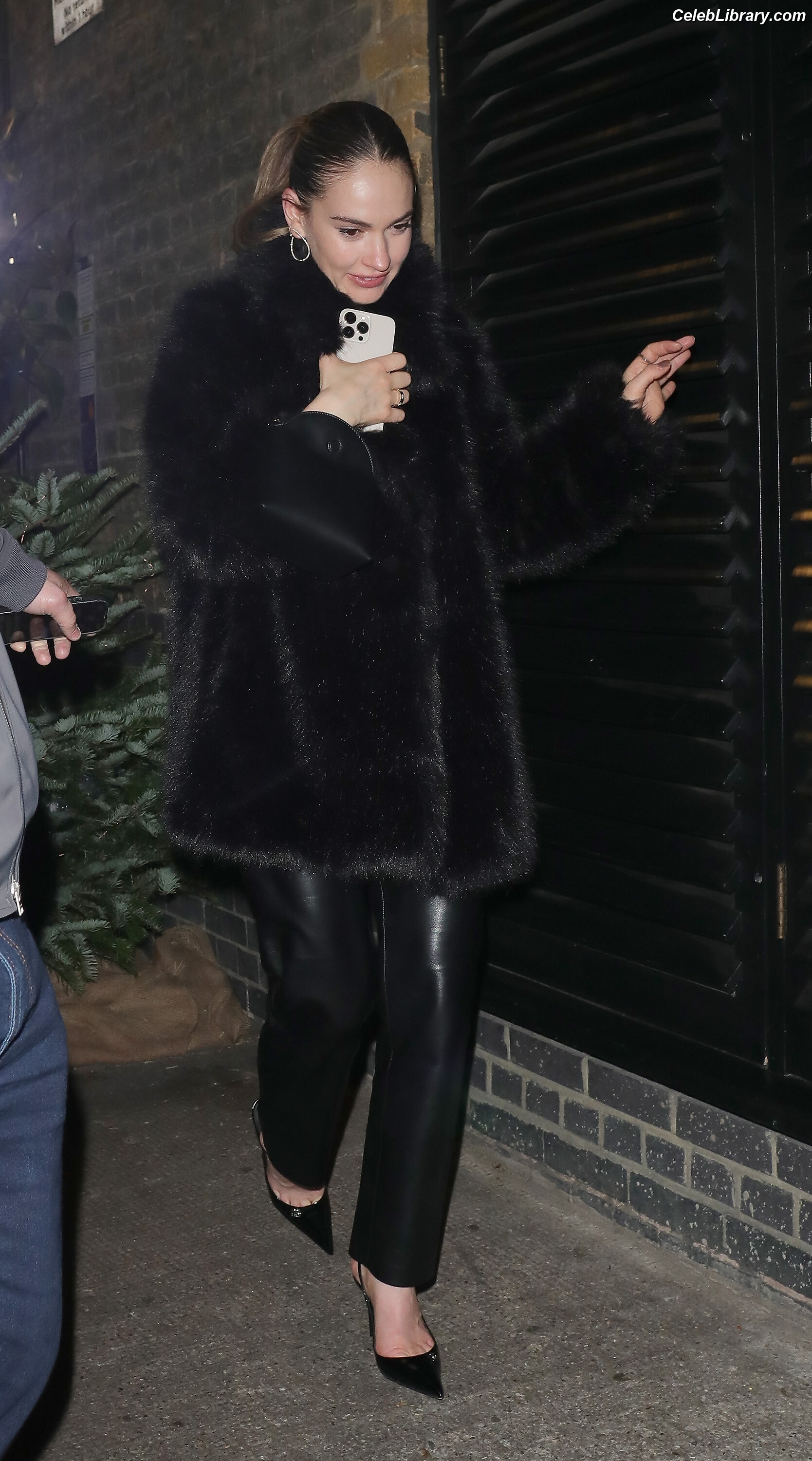 Lily James photo 24 of 1233