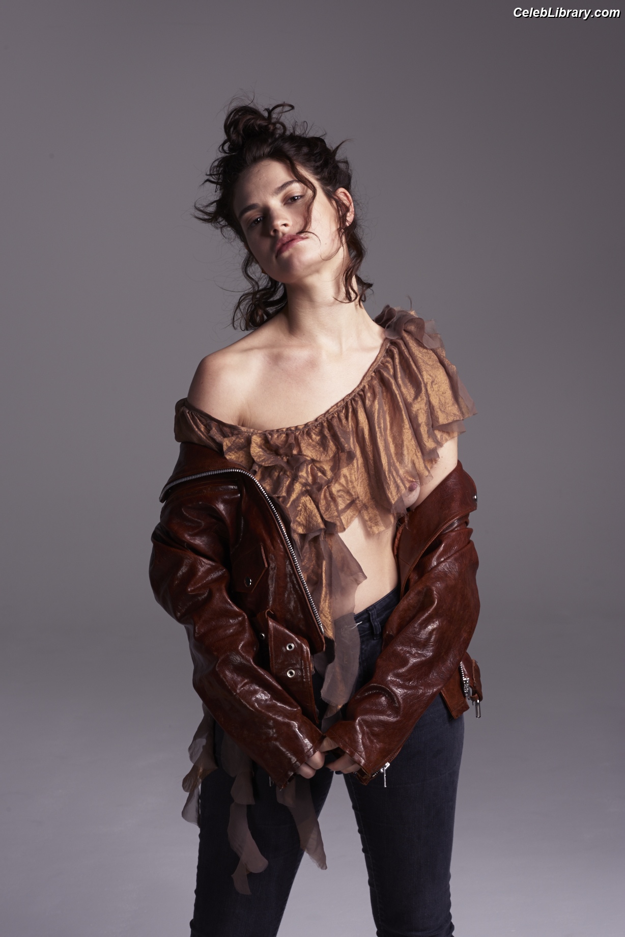 Lily James photo 23 of 1233