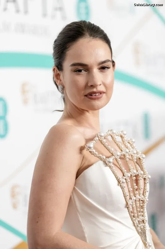 Lily James photo 5 of 1233