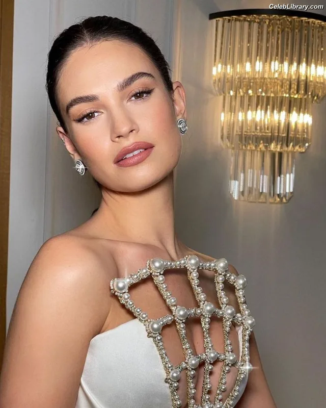Lily James photo 9 of 1233