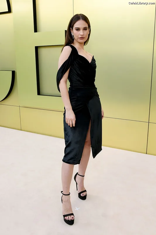 Lily James photo 17 of 1233