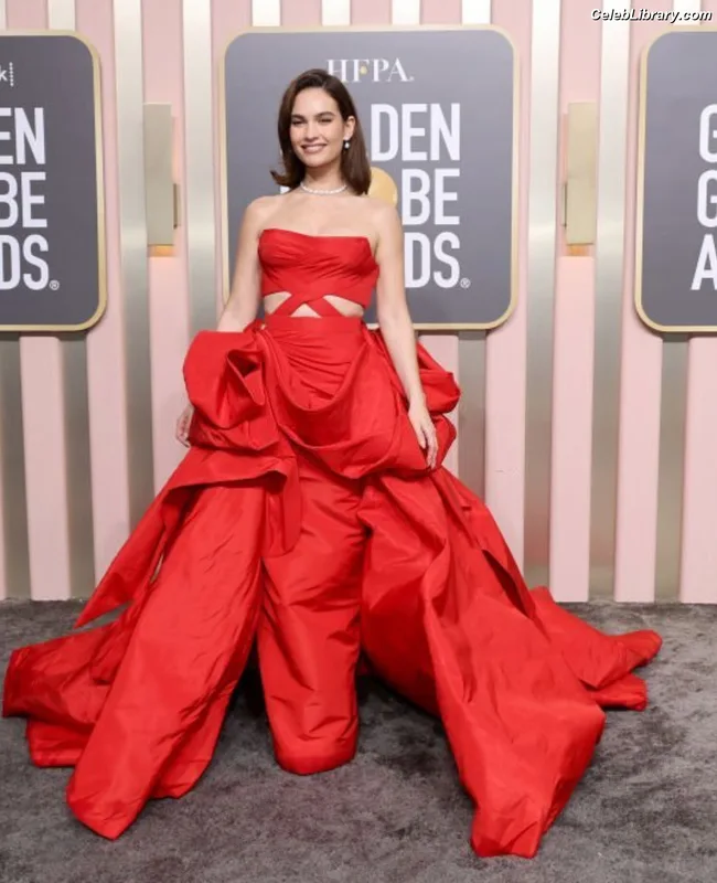 Lily James photo 15 of 1233