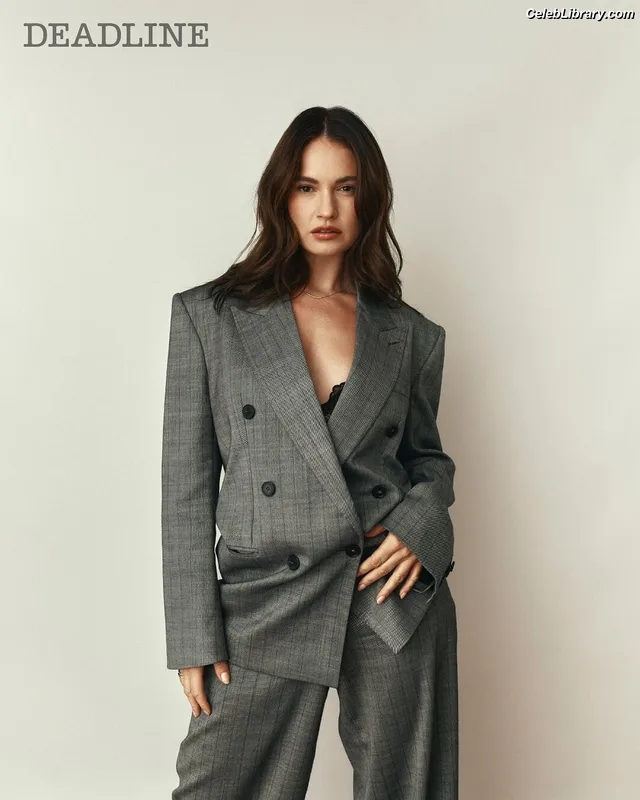 Lily James photo 14 of 1233