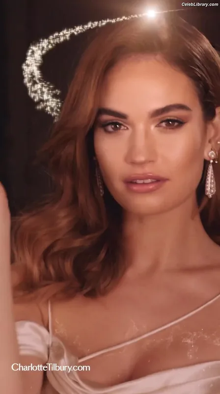 Lily James photo 17 of 1233