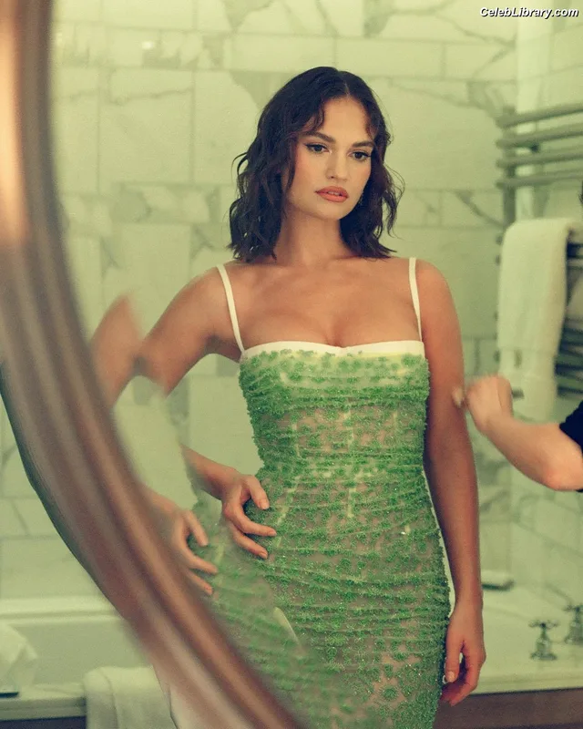 Lily James photo 22 of 1233