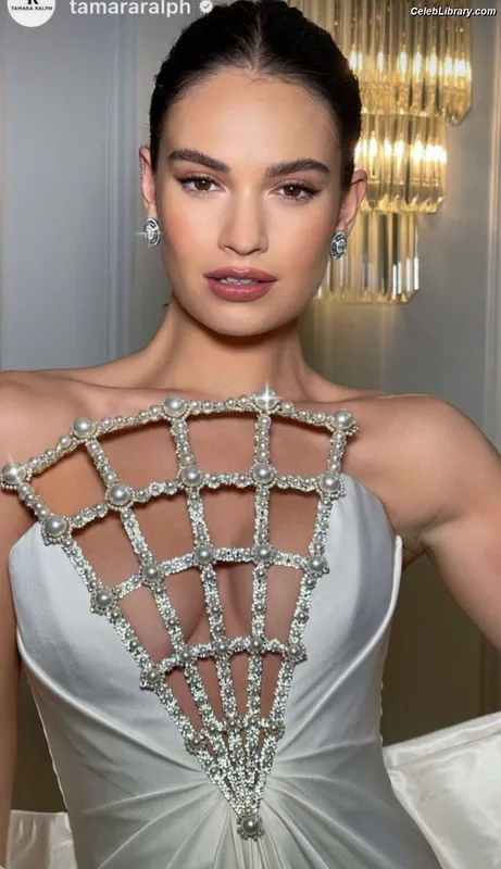 Lily James photo 23 of 1233
