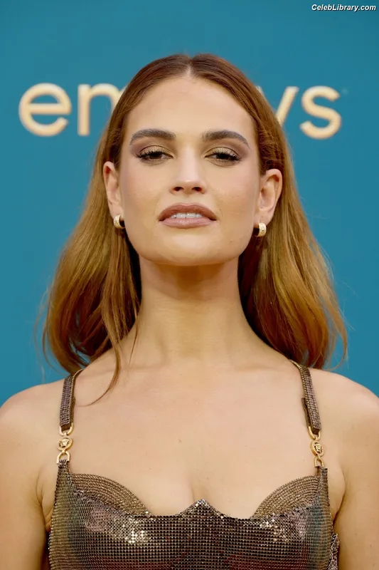 Lily James photo 11 of 1233