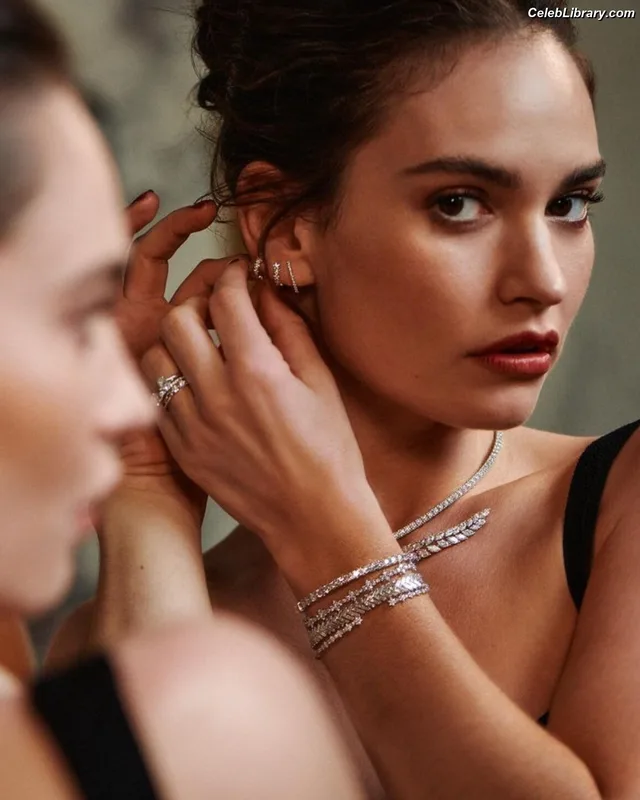 Lily James photo 12 of 1233