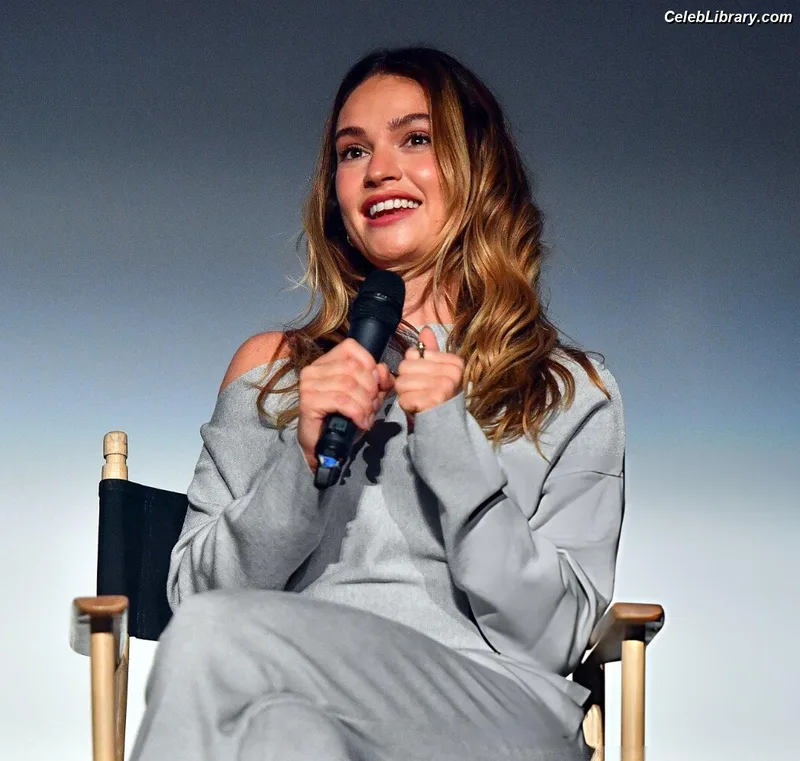 Lily James photo 19 of 1233