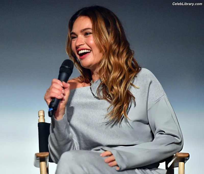 Lily James photo 20 of 1233