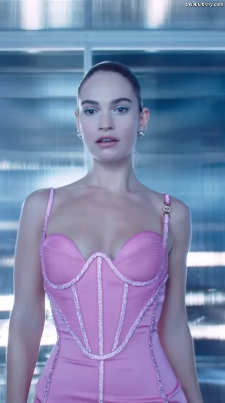 Lily James photo 19 of 1233