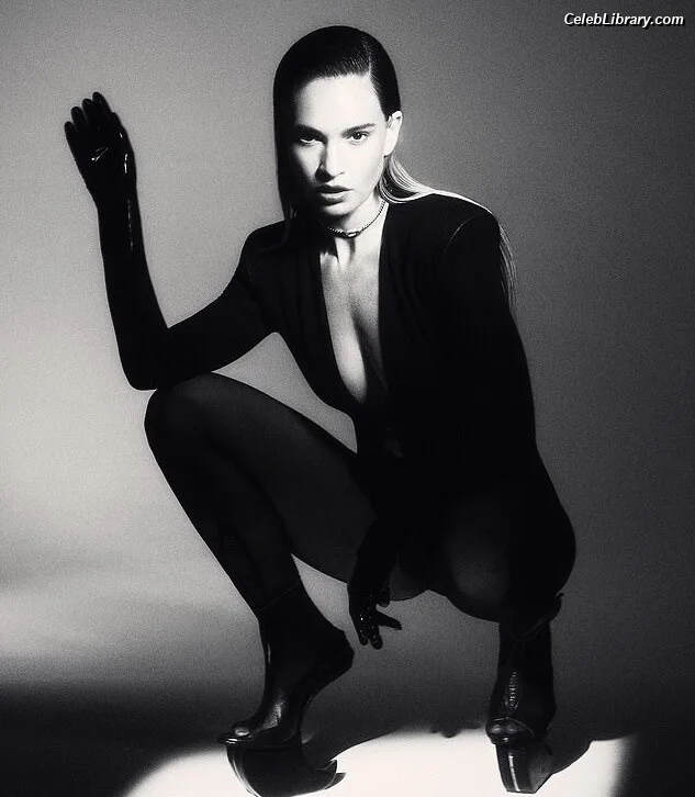 Lily James photo 17 of 1233