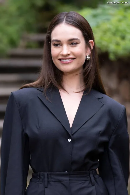 Lily James photo 19 of 1233