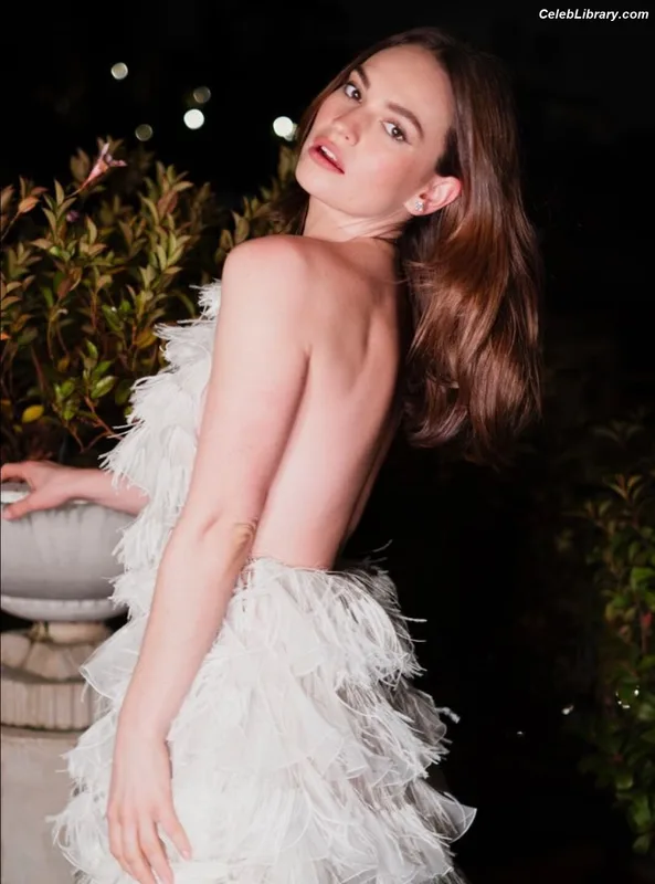 Lily James photo 17 of 1233