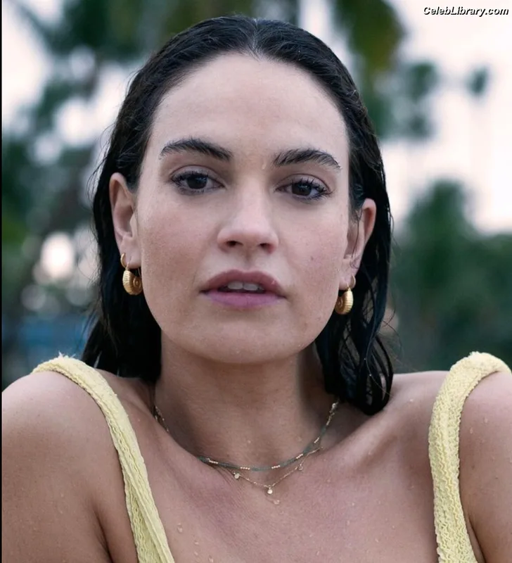 Lily James photo 5 of 1233