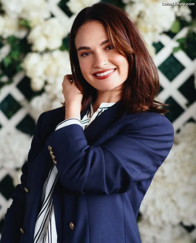 Lily James photo 24 of 1233
