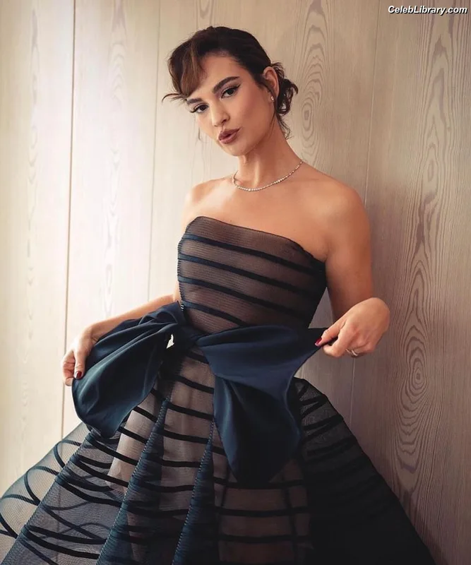 Lily James photo 13 of 1233