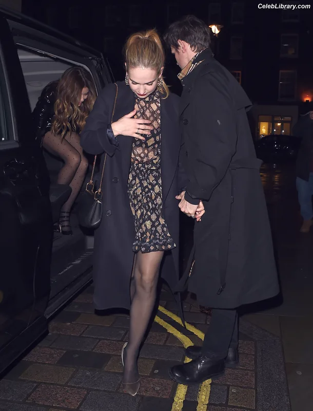 Lily James photo 20 of 1233