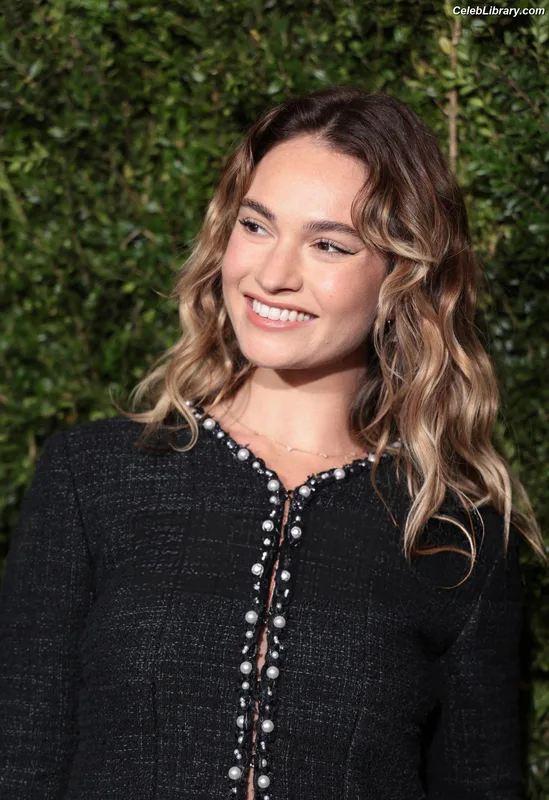 Lily James photo 2 of 1233