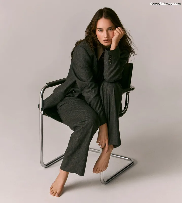 Lily James photo 8 of 1233