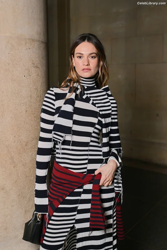 Lily James photo 12 of 1233