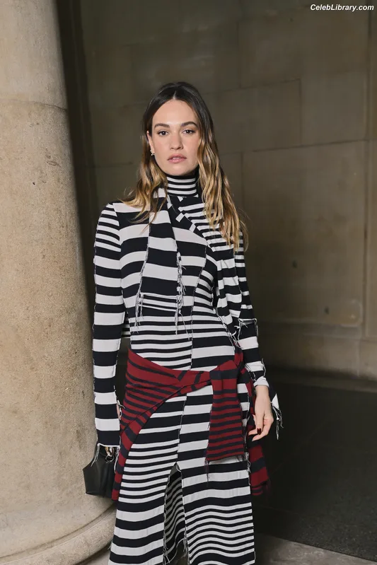 Lily James photo 19 of 1233
