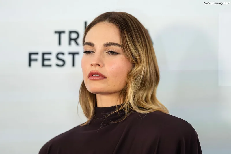 Lily James photo 12 of 1233
