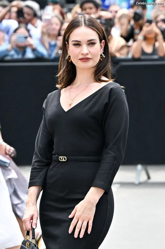 Lily James photo 8 of 1233