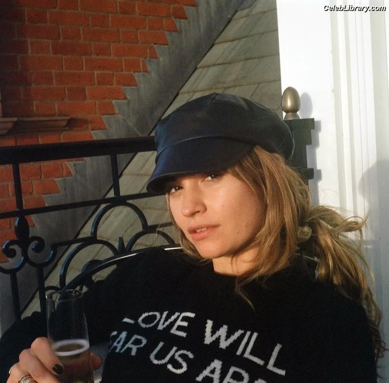 Lily James photo 21 of 1233