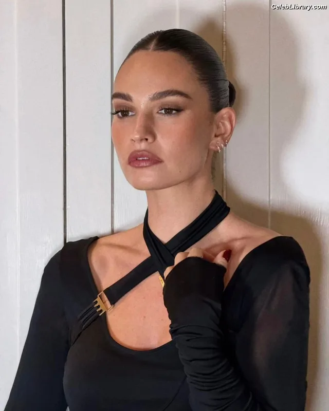 Lily James photo 23 of 1233