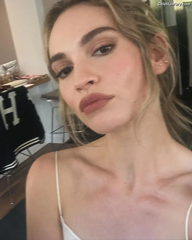 Lily James photo 19 of 1233