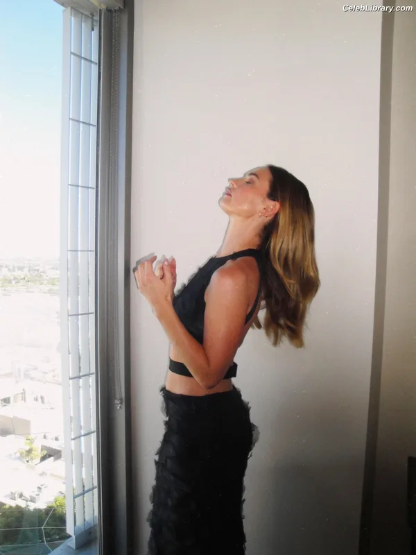 Lily James photo 16 of 1233