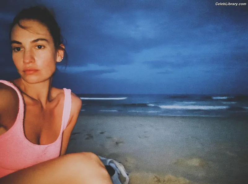 Lily James photo 12 of 1233