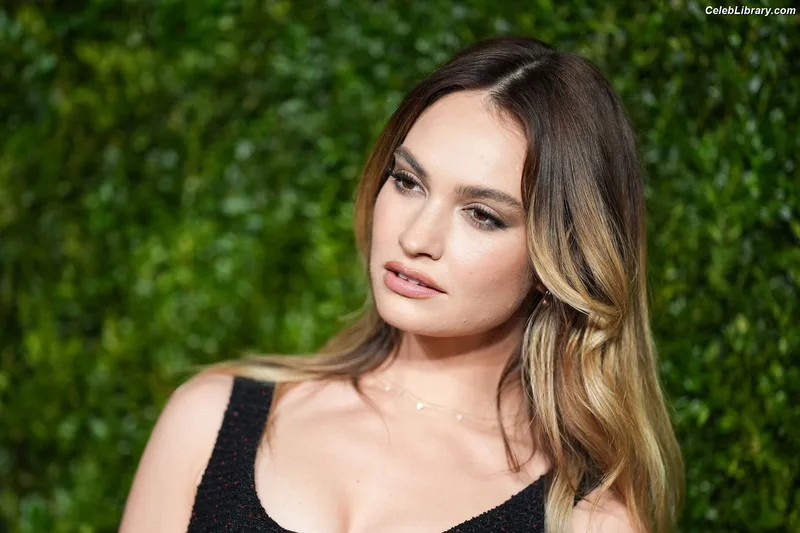 Lily James photo 20 of 1233
