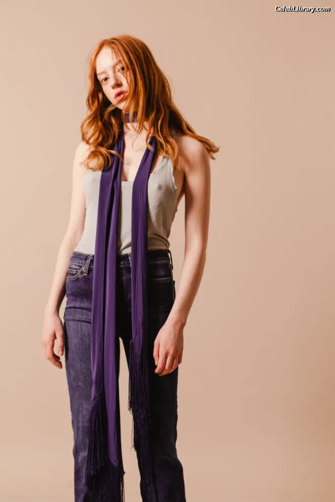 Lily Newmark photo 2 of 390