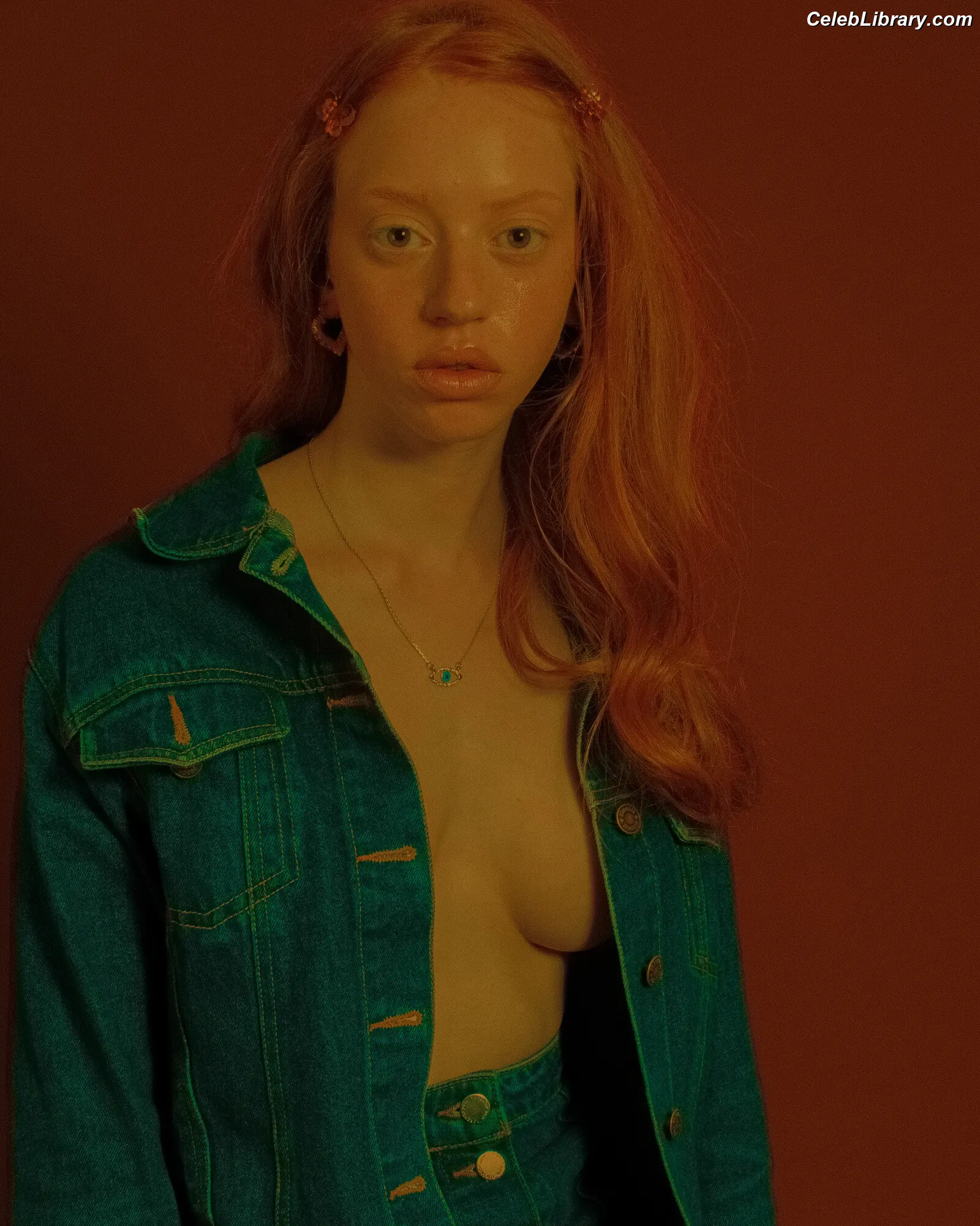 Lily Newmark photo 21 of 390