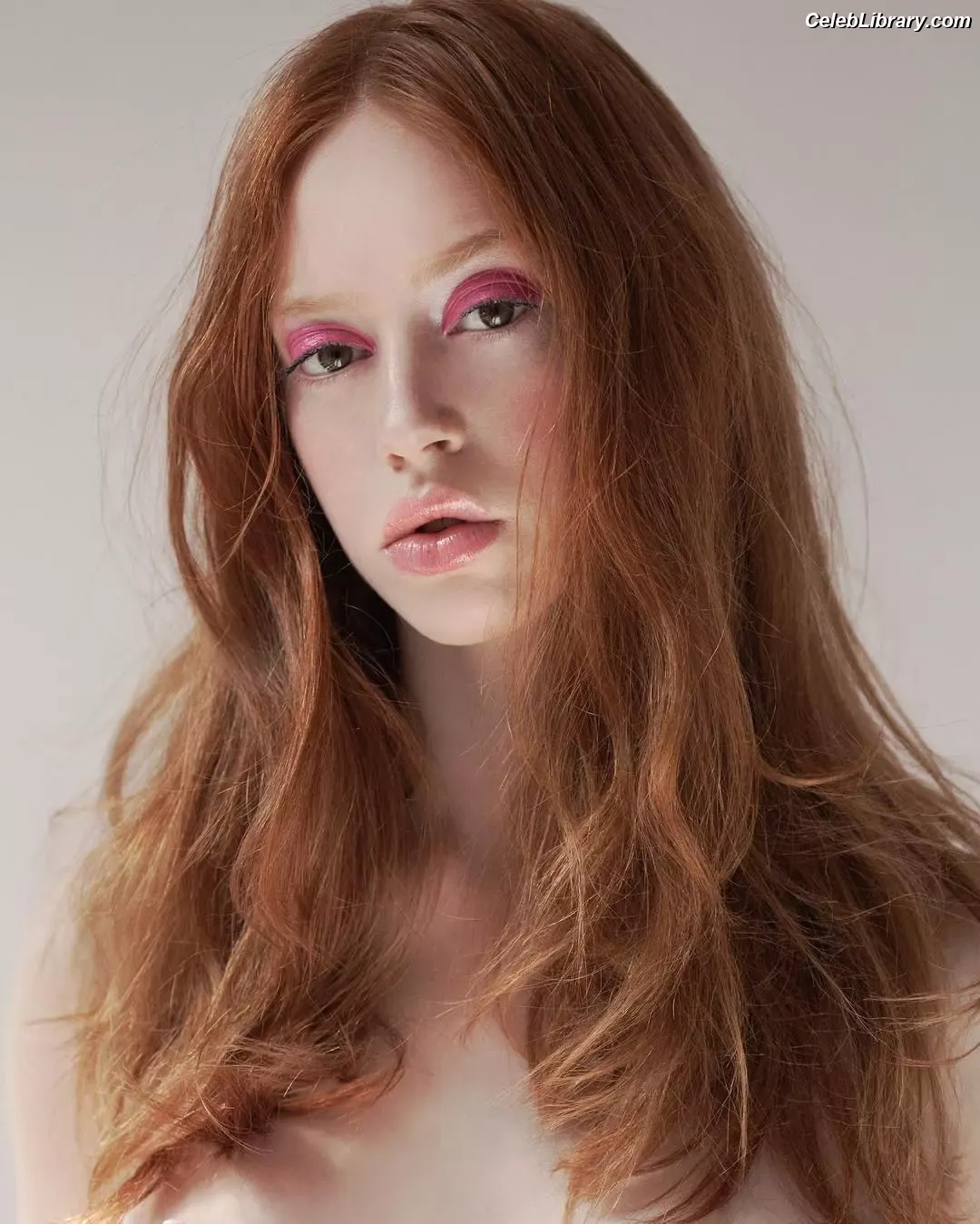 Lily Newmark photo 1 of 390