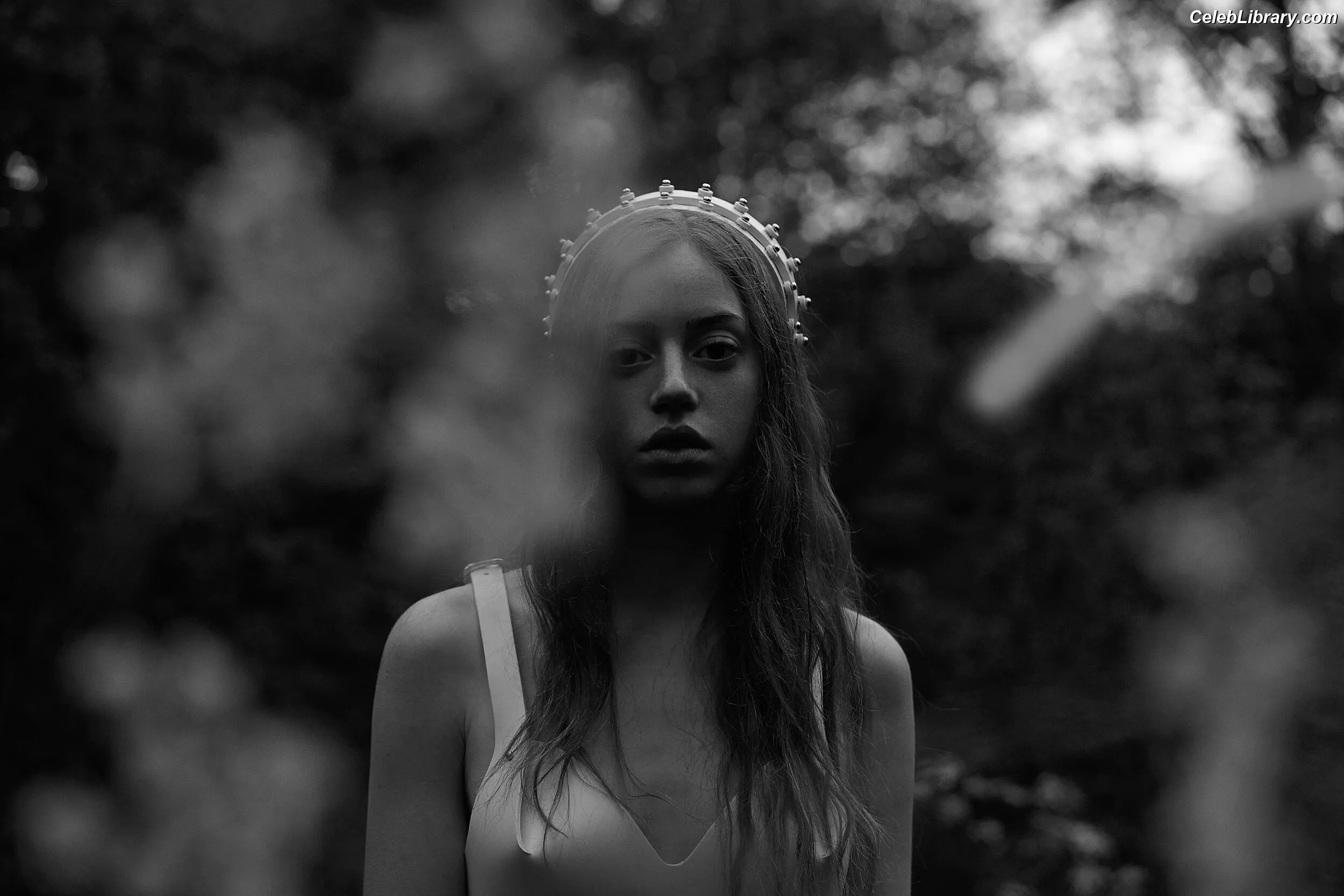 Lily Newmark photo 6 of 390