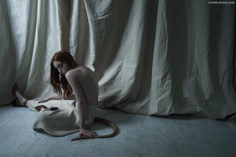 Lily Newmark photo 19 of 391