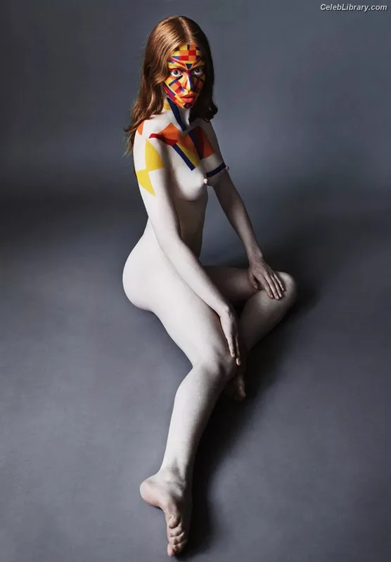 Lily Newmark photo 5 of 391