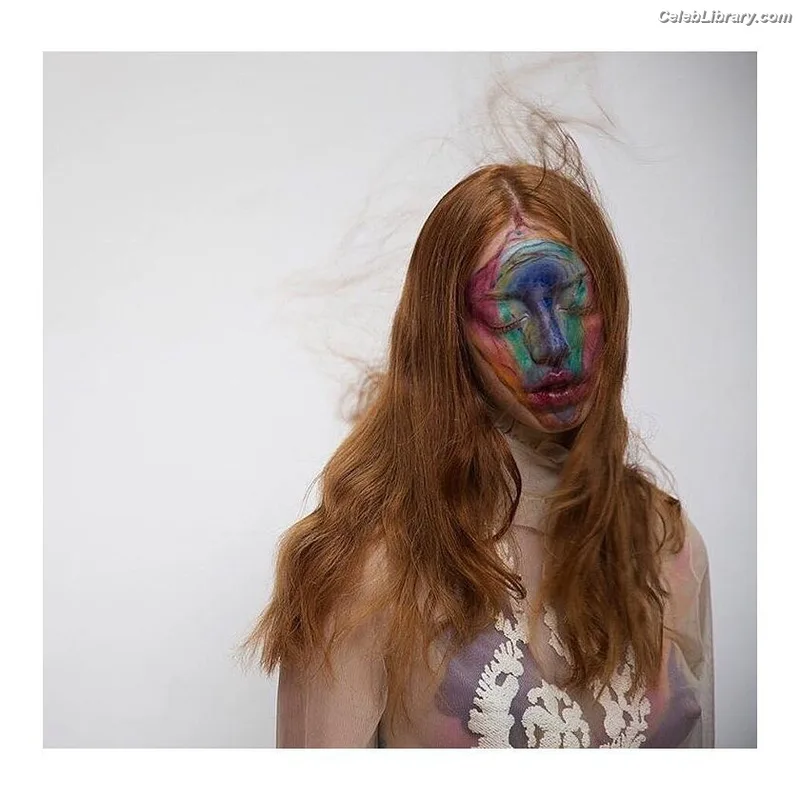 Lily Newmark photo 22 of 391